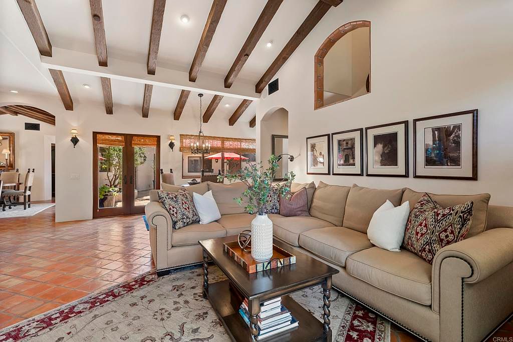 6140 La Granada photo 5