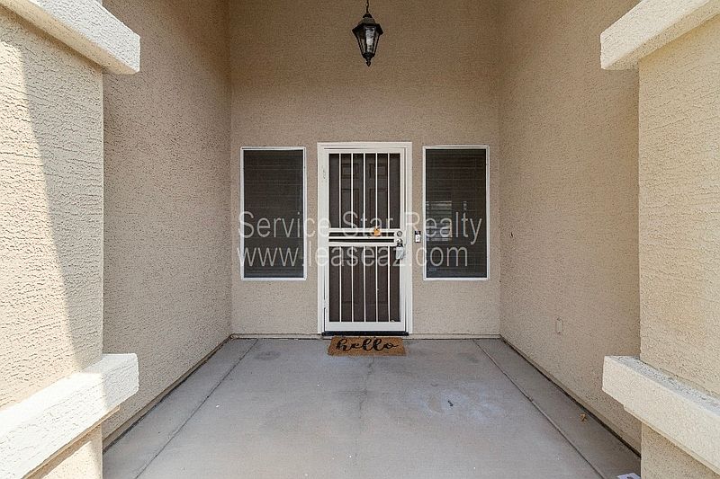 1502 E Maldonado Dr photo 4