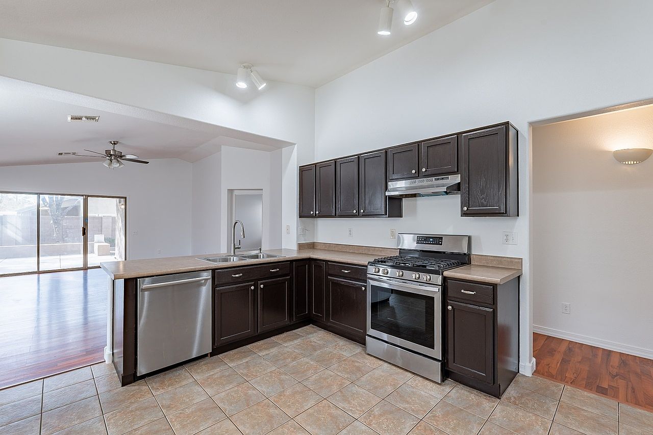 2444 S Terrell photo 5