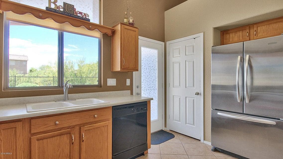 40109 N Patriot Way photo 4