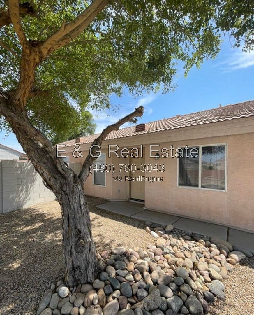 11350 W Eden McKenzie Dr Surprise, AZ 85378 photo 3
