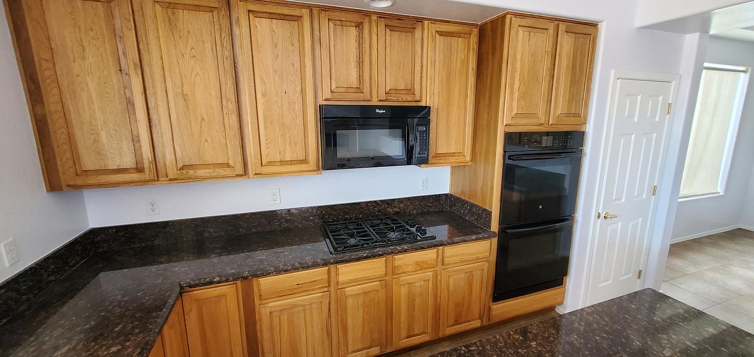 26024 N Fernbush Dr photo 4