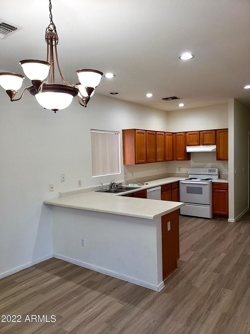 1750 W Union Hills Dr photo 4