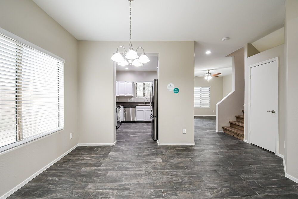 1750 W Union Hills Dr photo 5