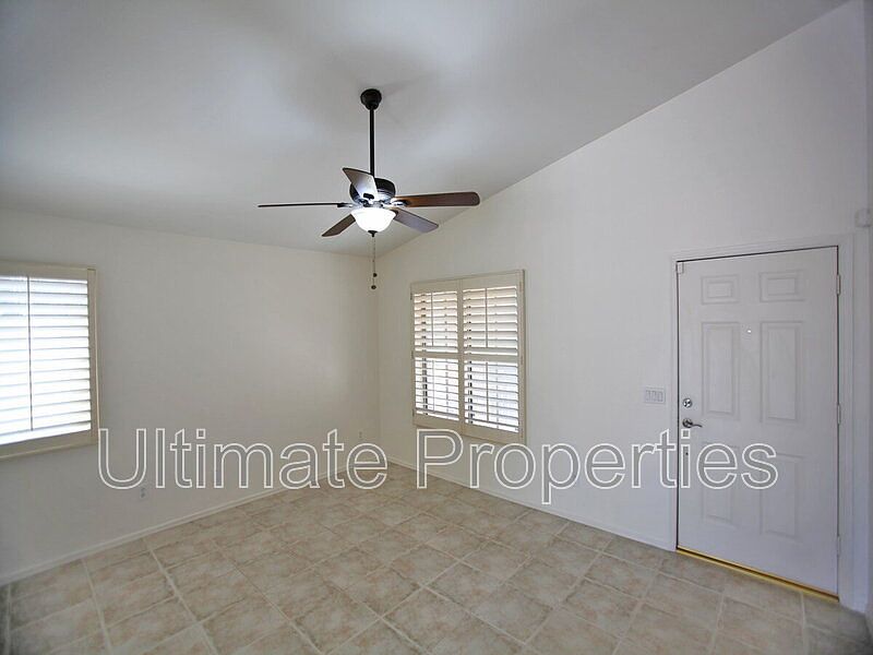 15152 W Elko Dr photo 3