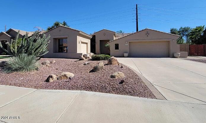 2461 W Marlin Dr photo 3