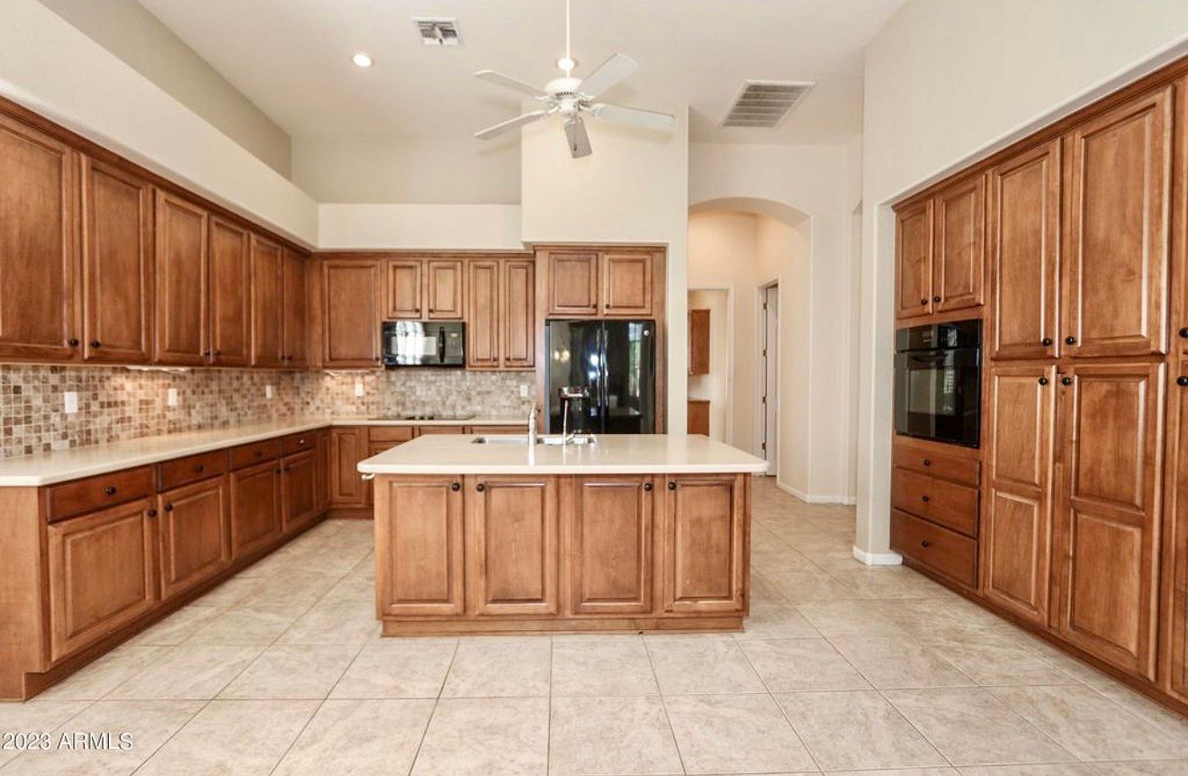 1064 W Musket Way photo 2