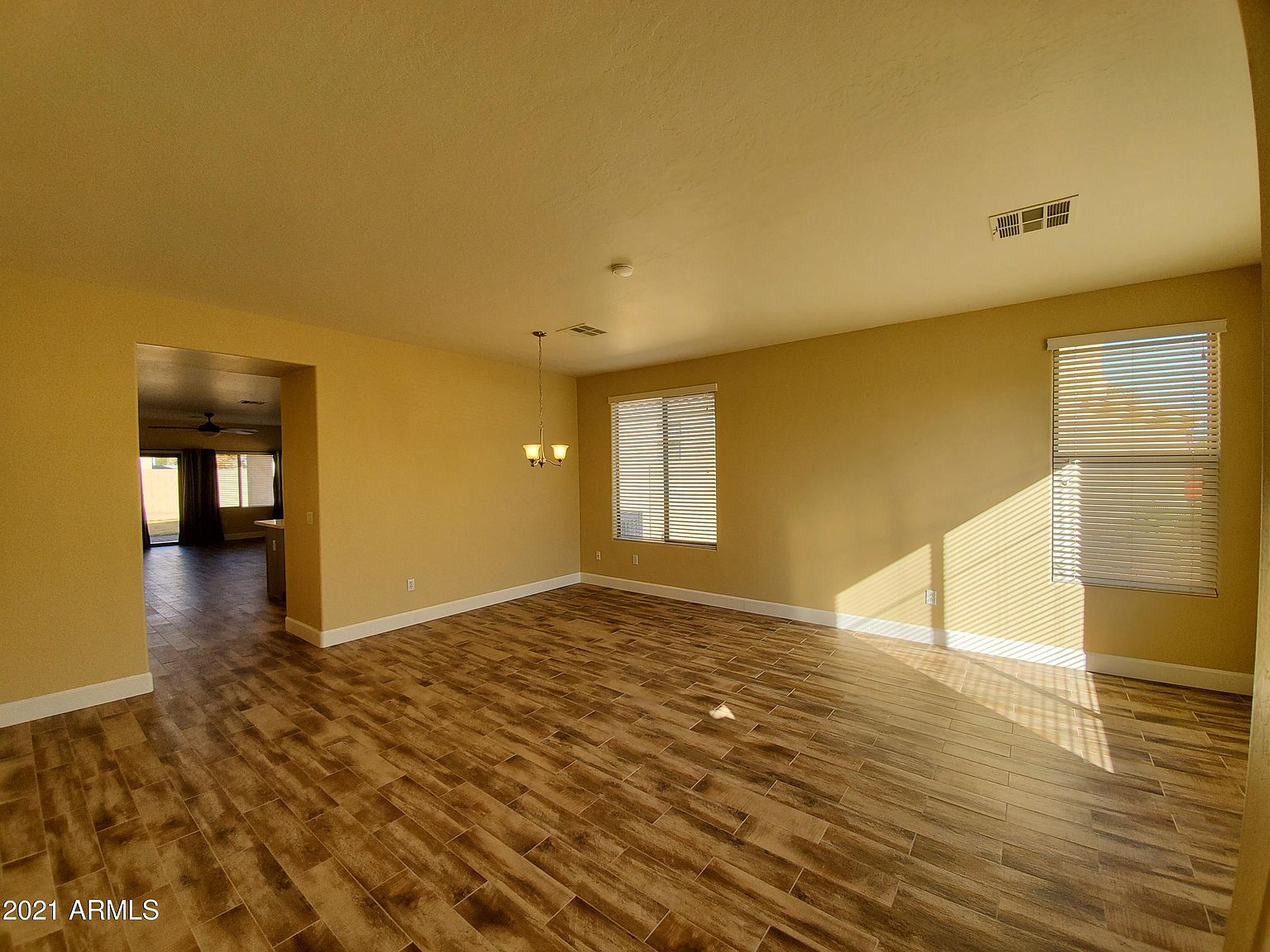 2056 E Riviera Dr photo 5