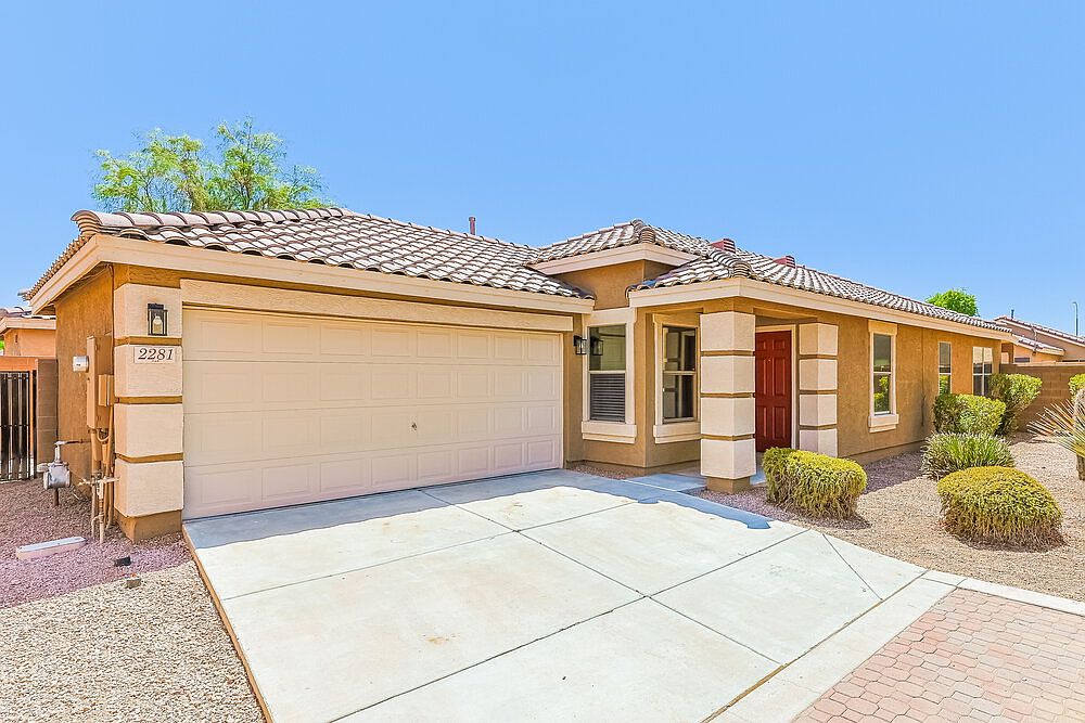 2281 E Peach Tree Dr photo 3