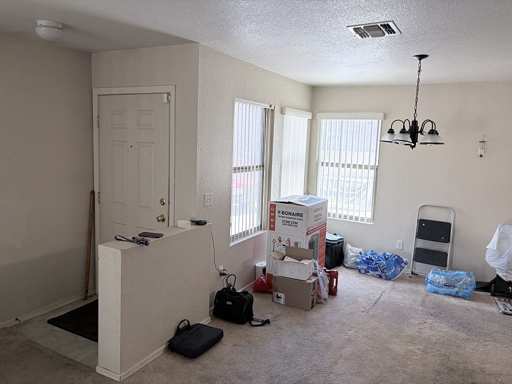 2442 E Hazeltine Way photo 3