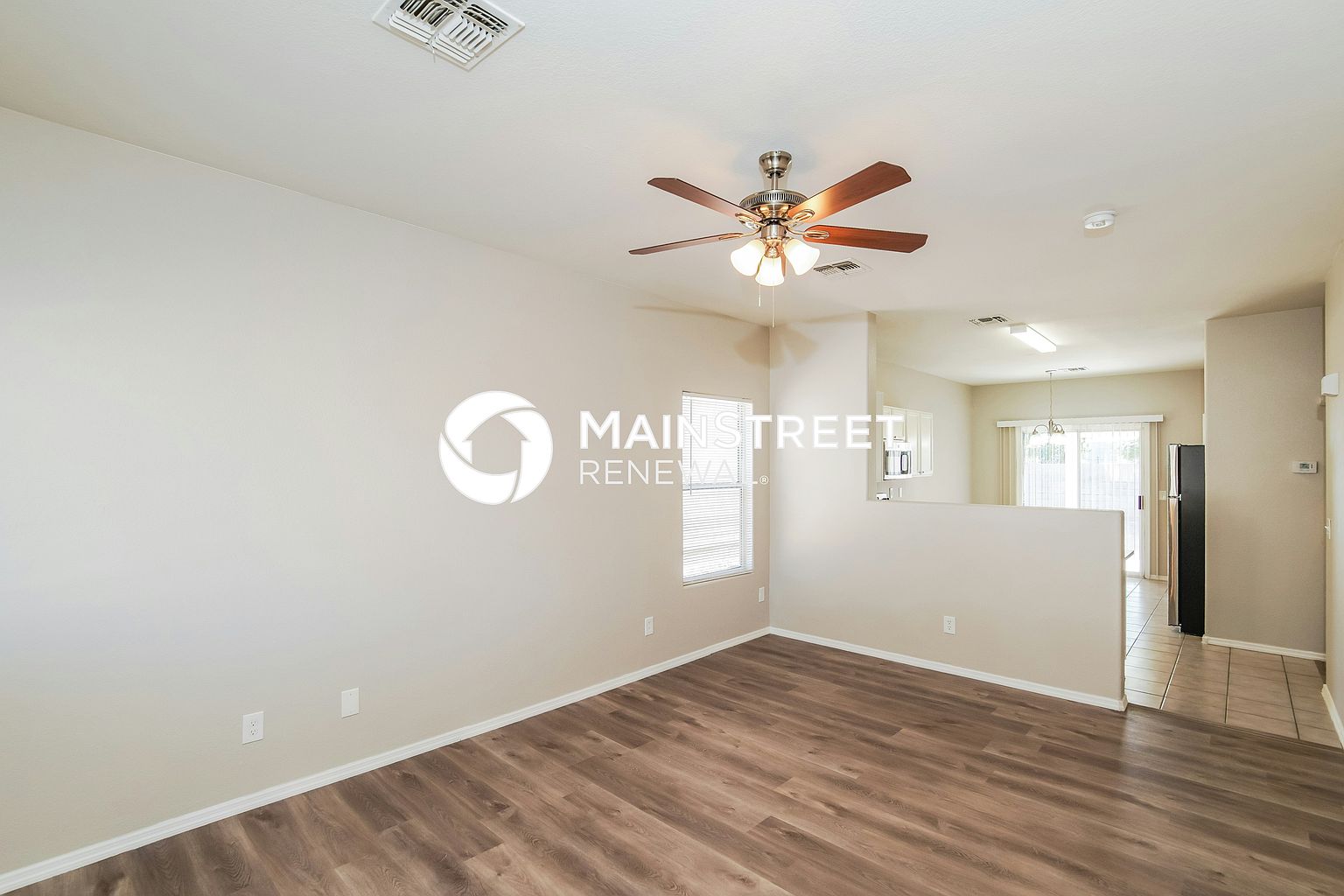 13137 W Calavar Rd Surprise, AZ 85379 photo 4