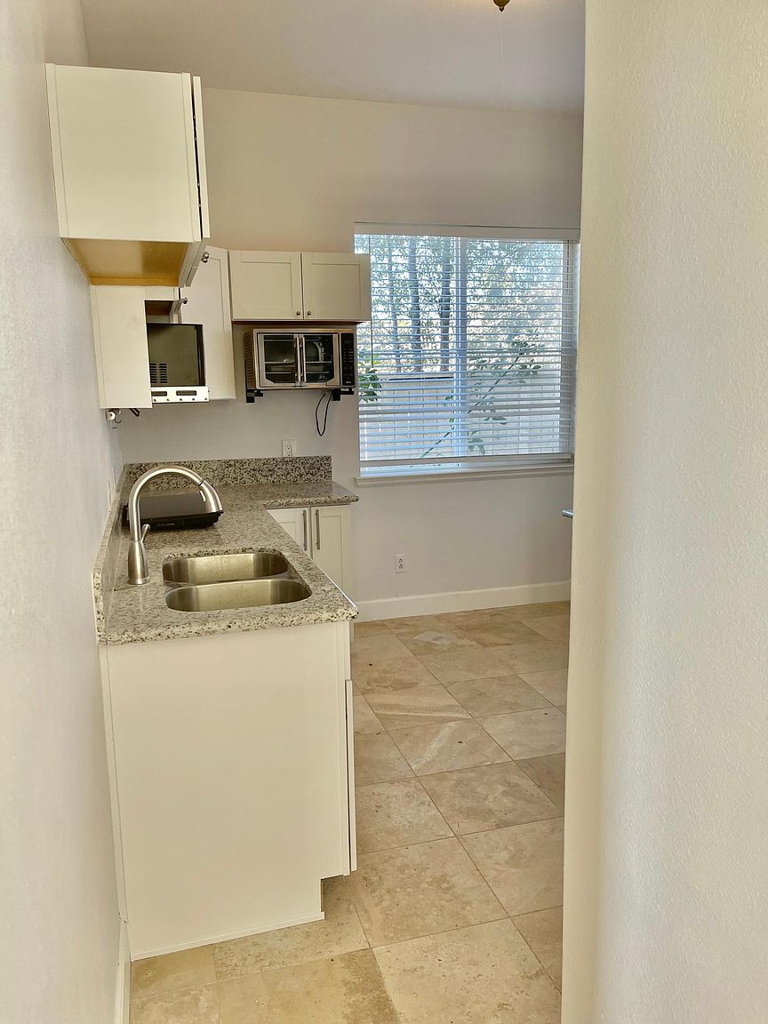 7862 Sitio Fresno photo 3