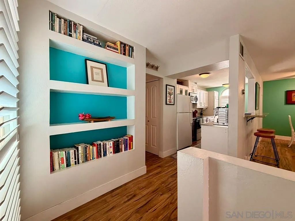 4853 Collwood Blvd photo 4