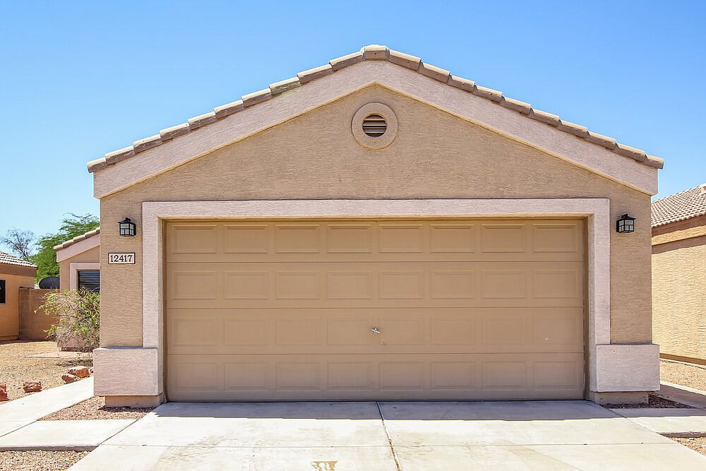 12417 W Larkspur Rd El Mirage, AZ 85335 photo 2