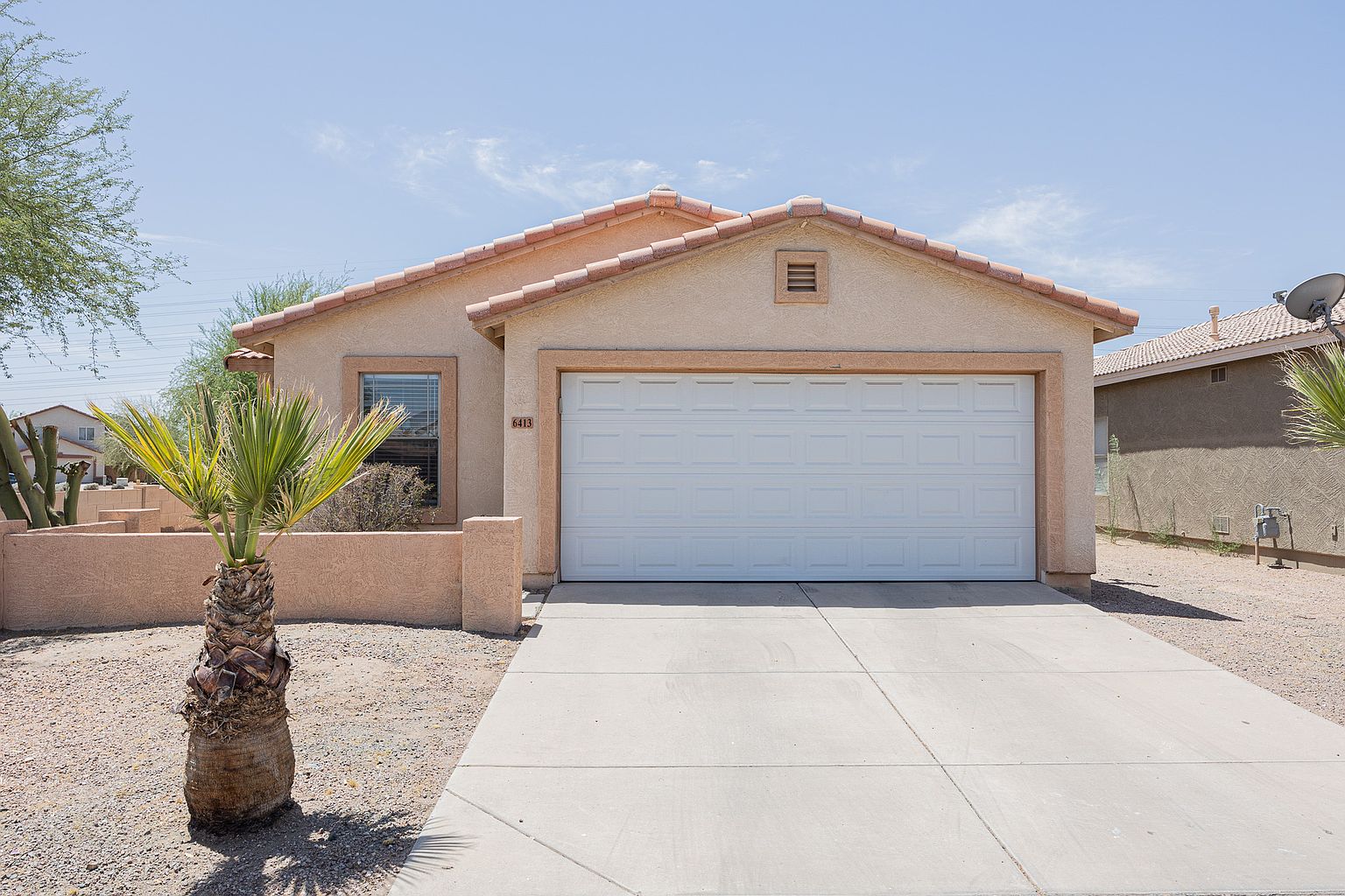 6413 W Elwood St Phoenix, AZ 85043 photo 2