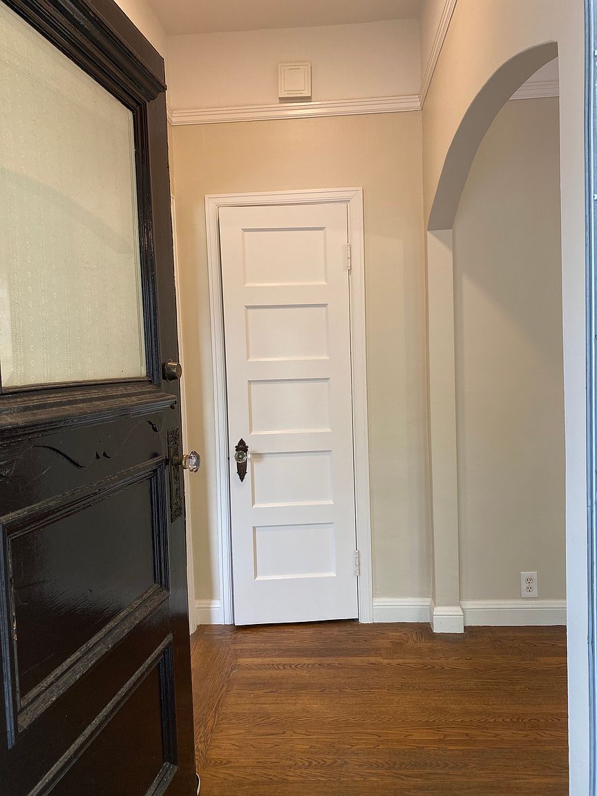 1522 6th St photo 2