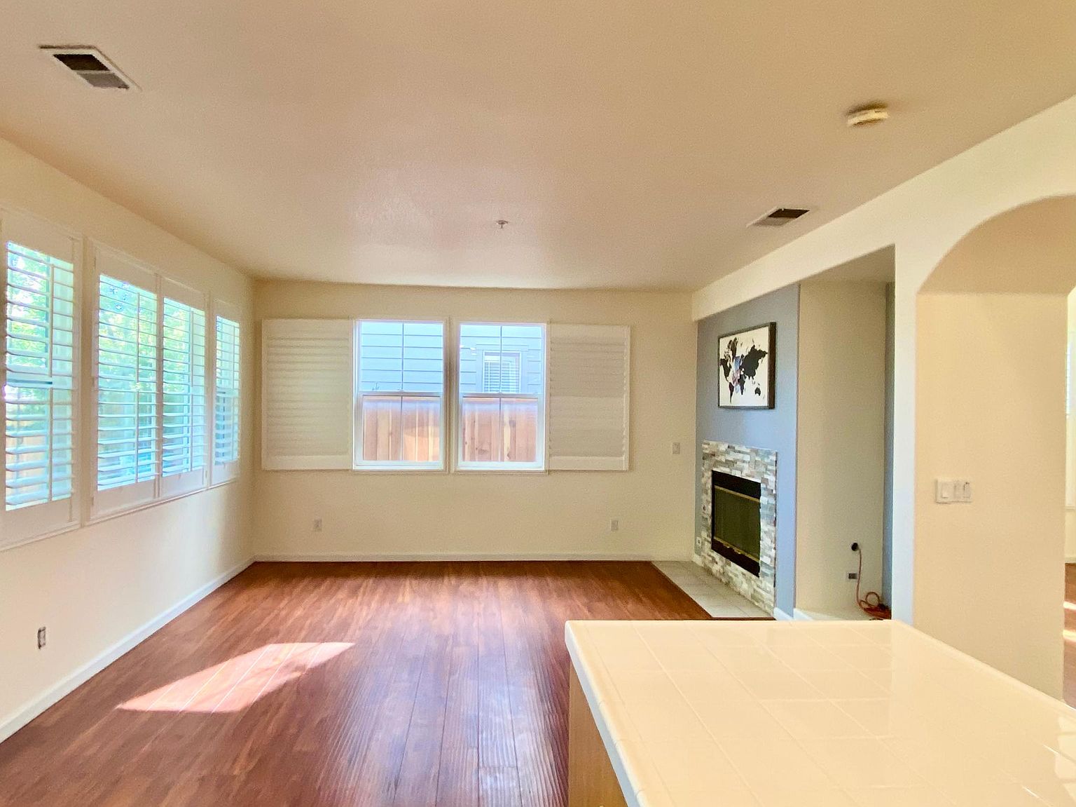 7315 Carter Ave photo 4