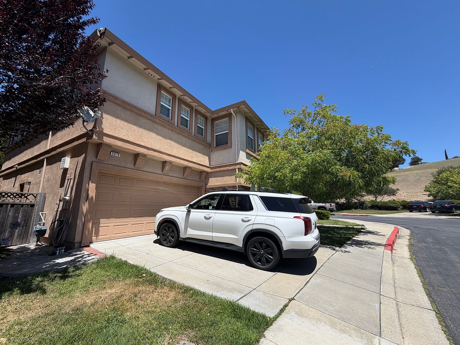 5678 Bellevue Cir photo 2