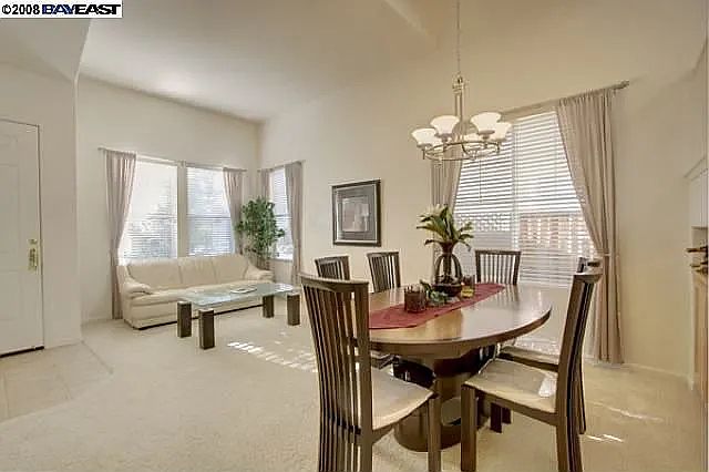 5838 Shadow Hill Dr photo 4
