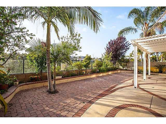 7629 Mona Ln photo 2