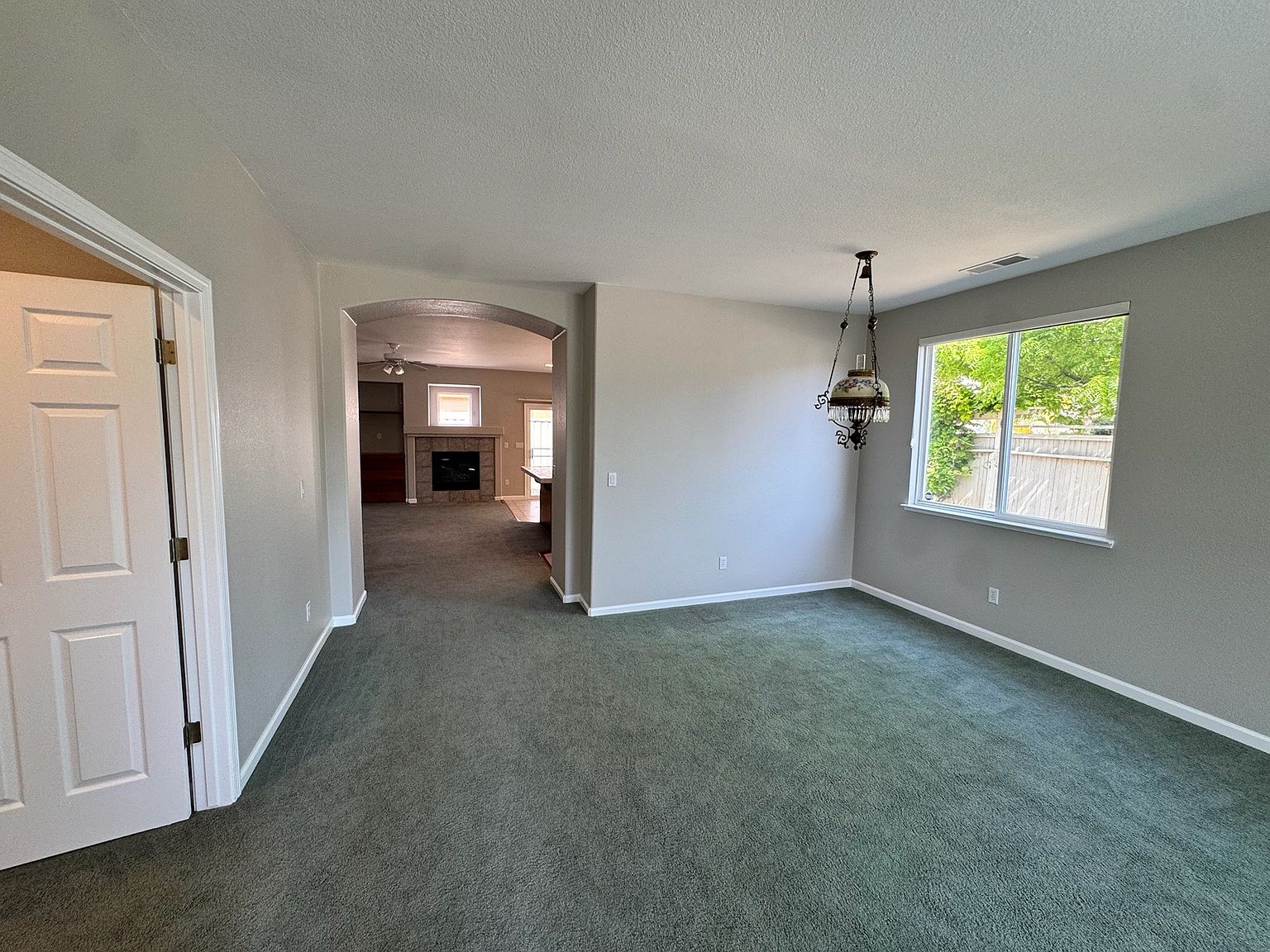 1593 Marine Ct photo 4