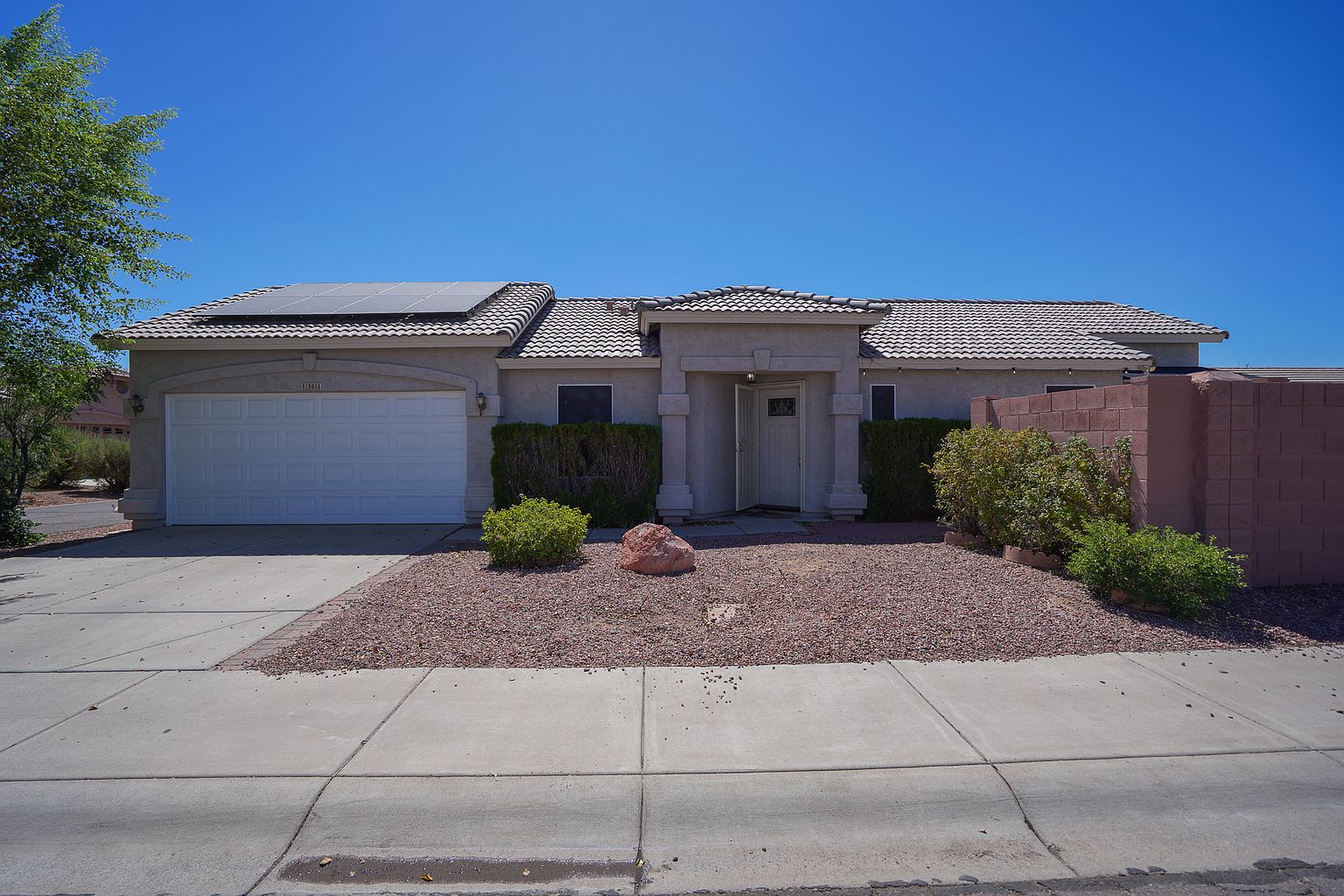 15614 N 34th St Phoenix, AZ 85032 photo 4
