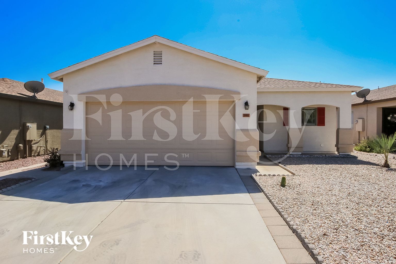 991 E Desert Moon Trail San Tan Valley, AZ 85143 photo 2