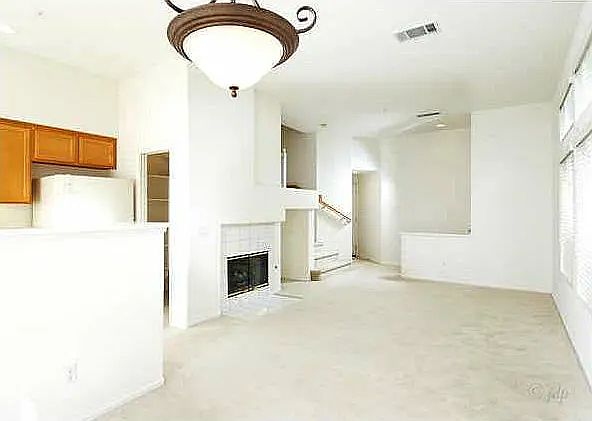 16998 Robins Nest Way photo 5