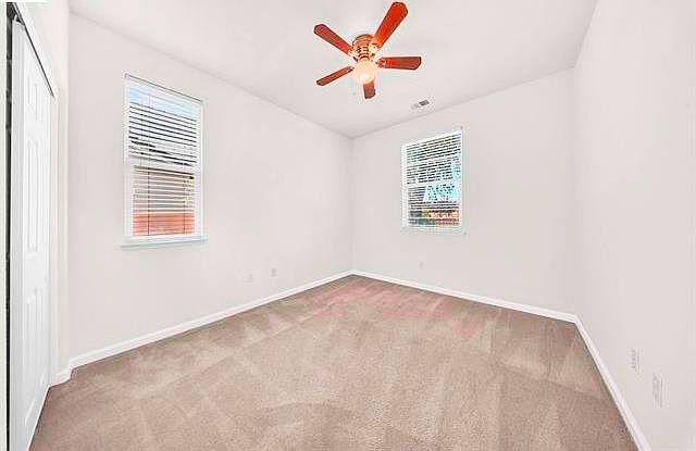 2908 Haddington Ct photo 5