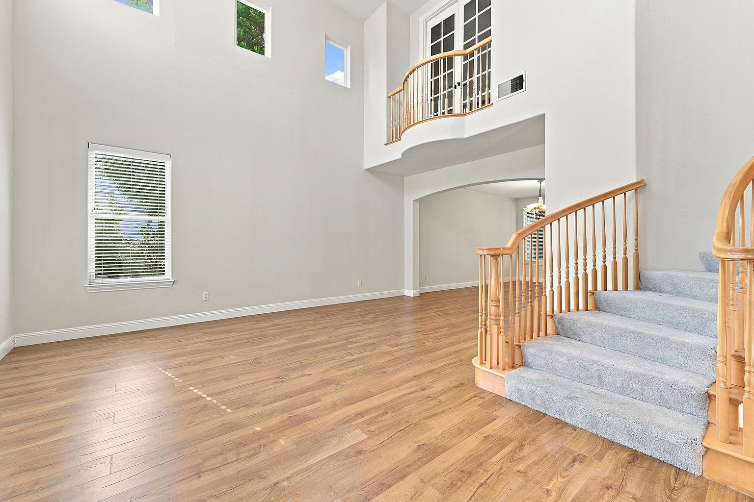 4212 Feldspar Ct photo 2