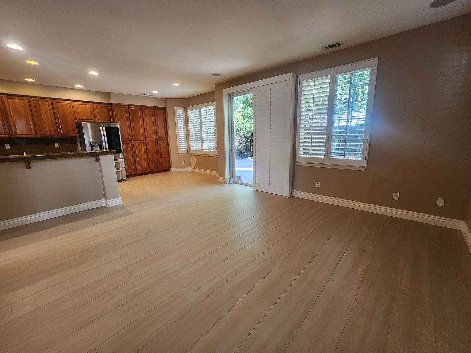 204 Abigail Cir photo 4