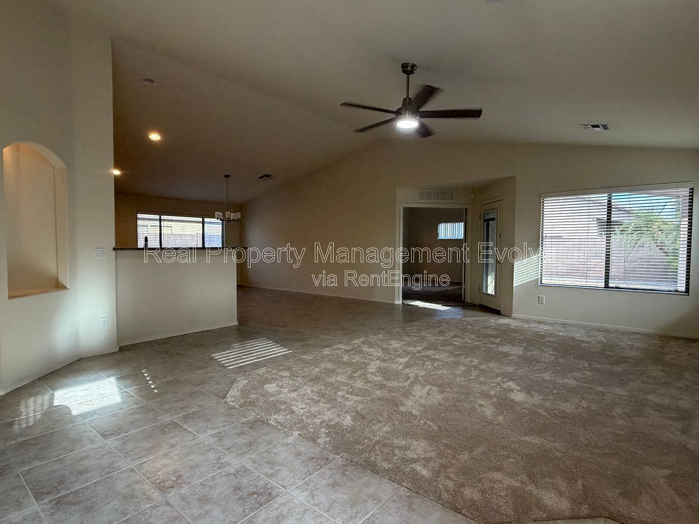 15847 W Saguaro Ln Surprise, AZ 85374 photo 5