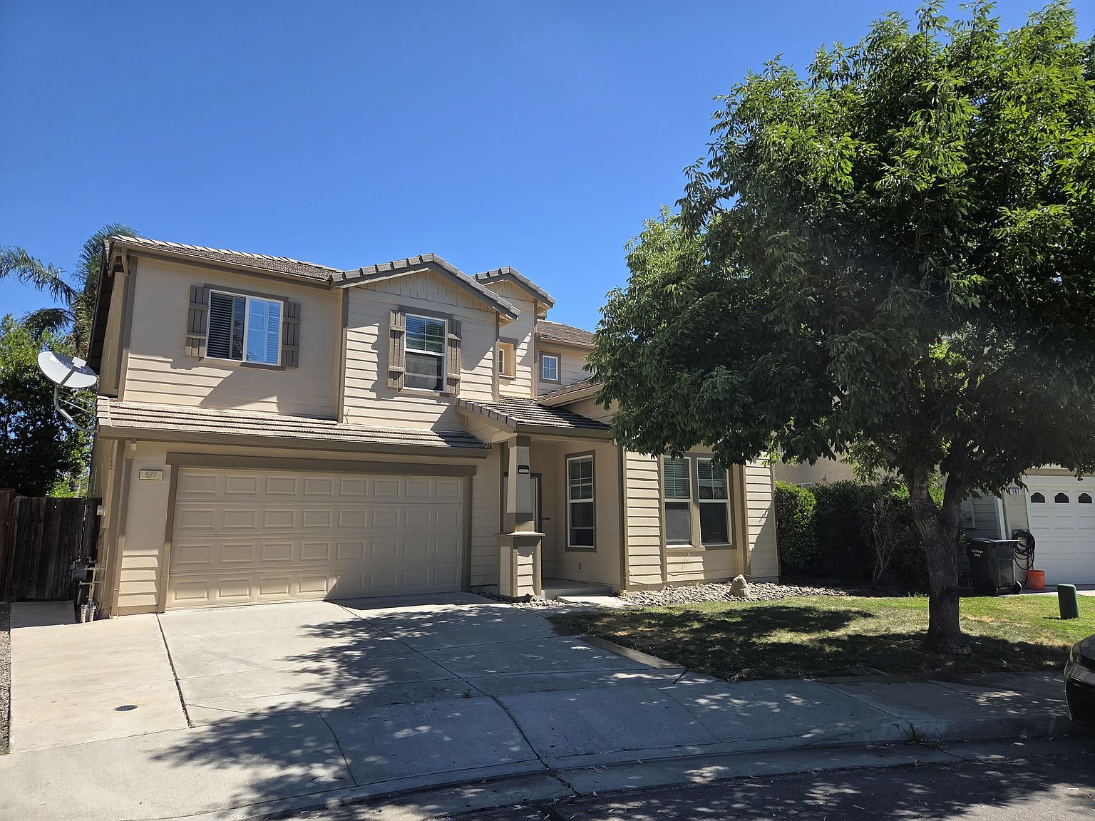 Houses on Rockingham Way · Tracy