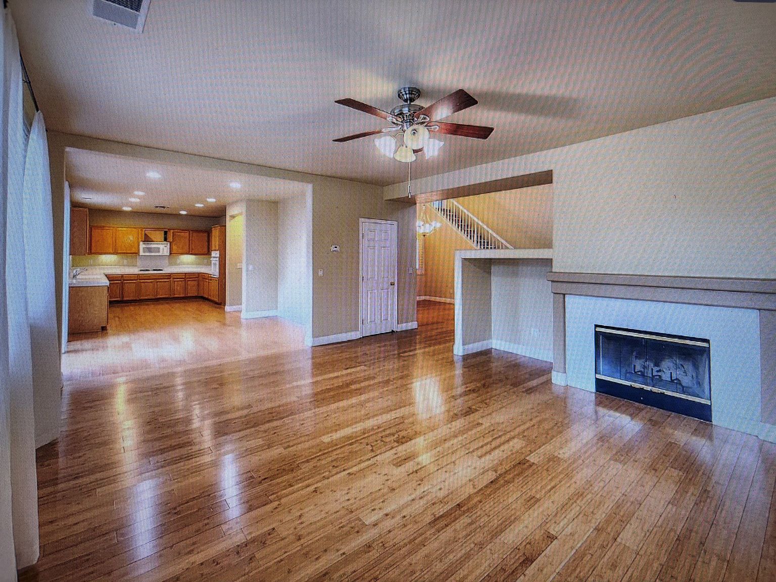 2140 Gibralter Ct photo 5