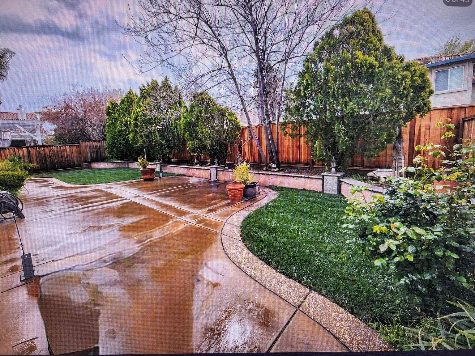 2140 Gibralter Ct photo 3