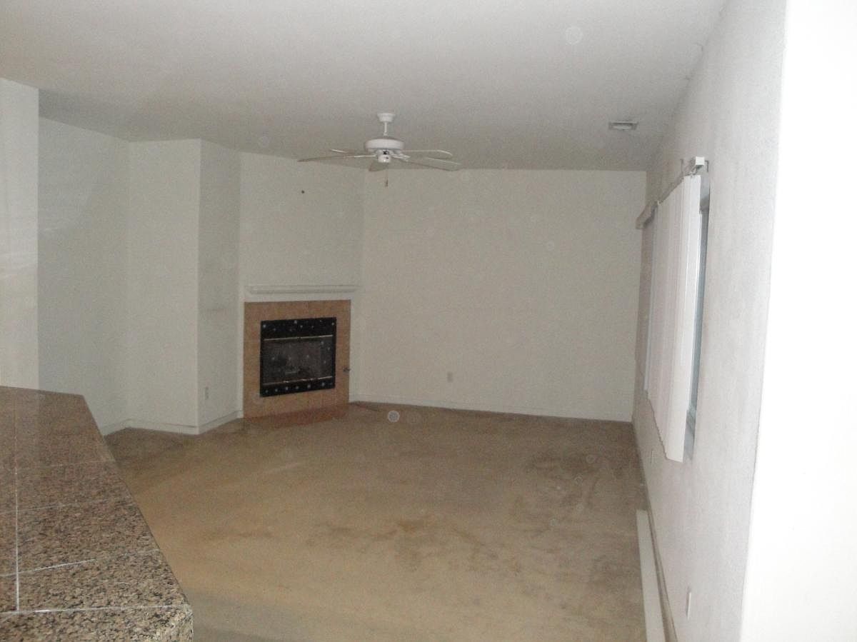3976 Chateau Ln photo 3