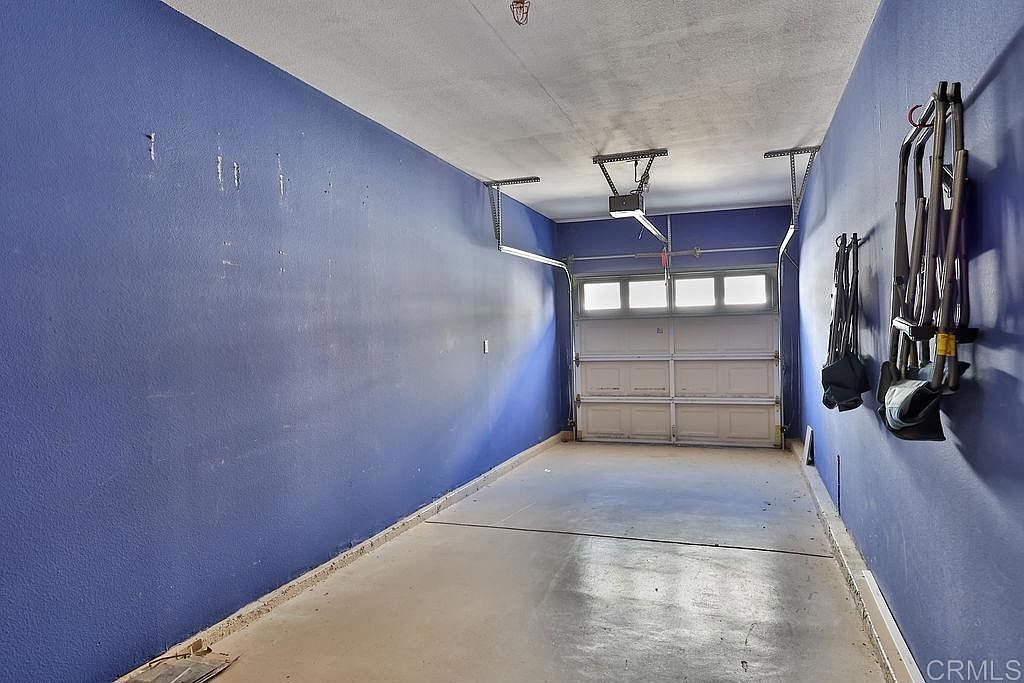 828 D Ave photo 4