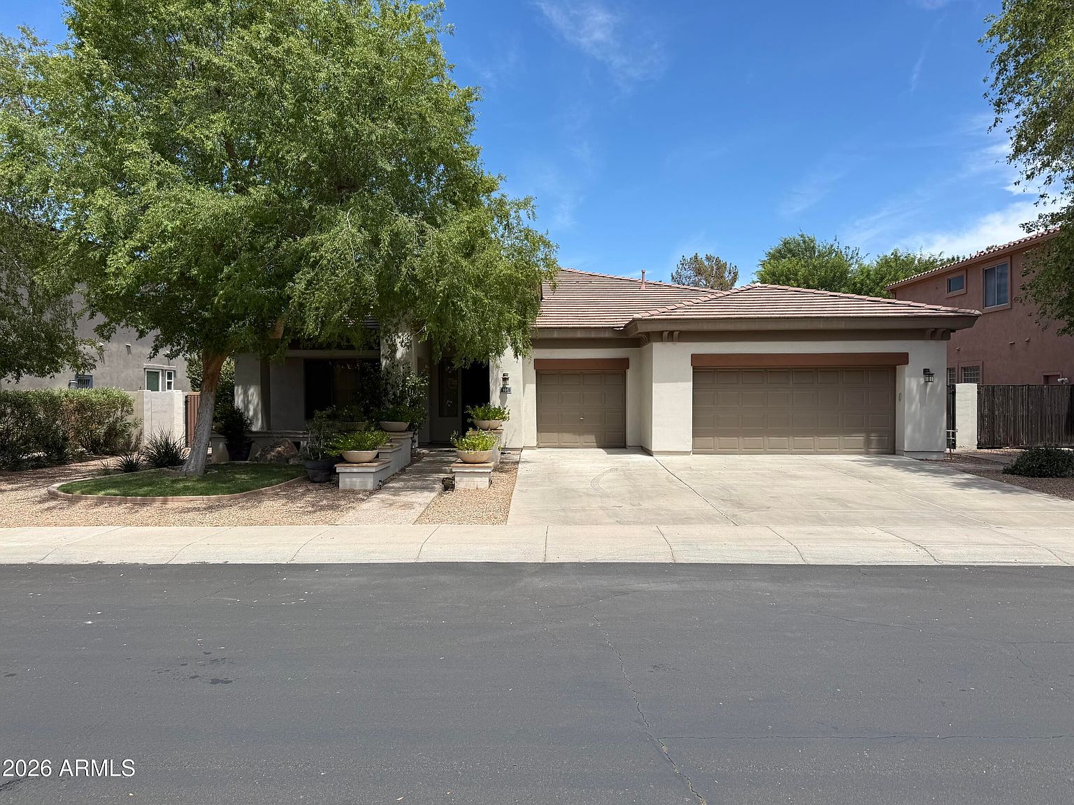 101 S Presidio Dr Gilbert, AZ 85233 photo 4