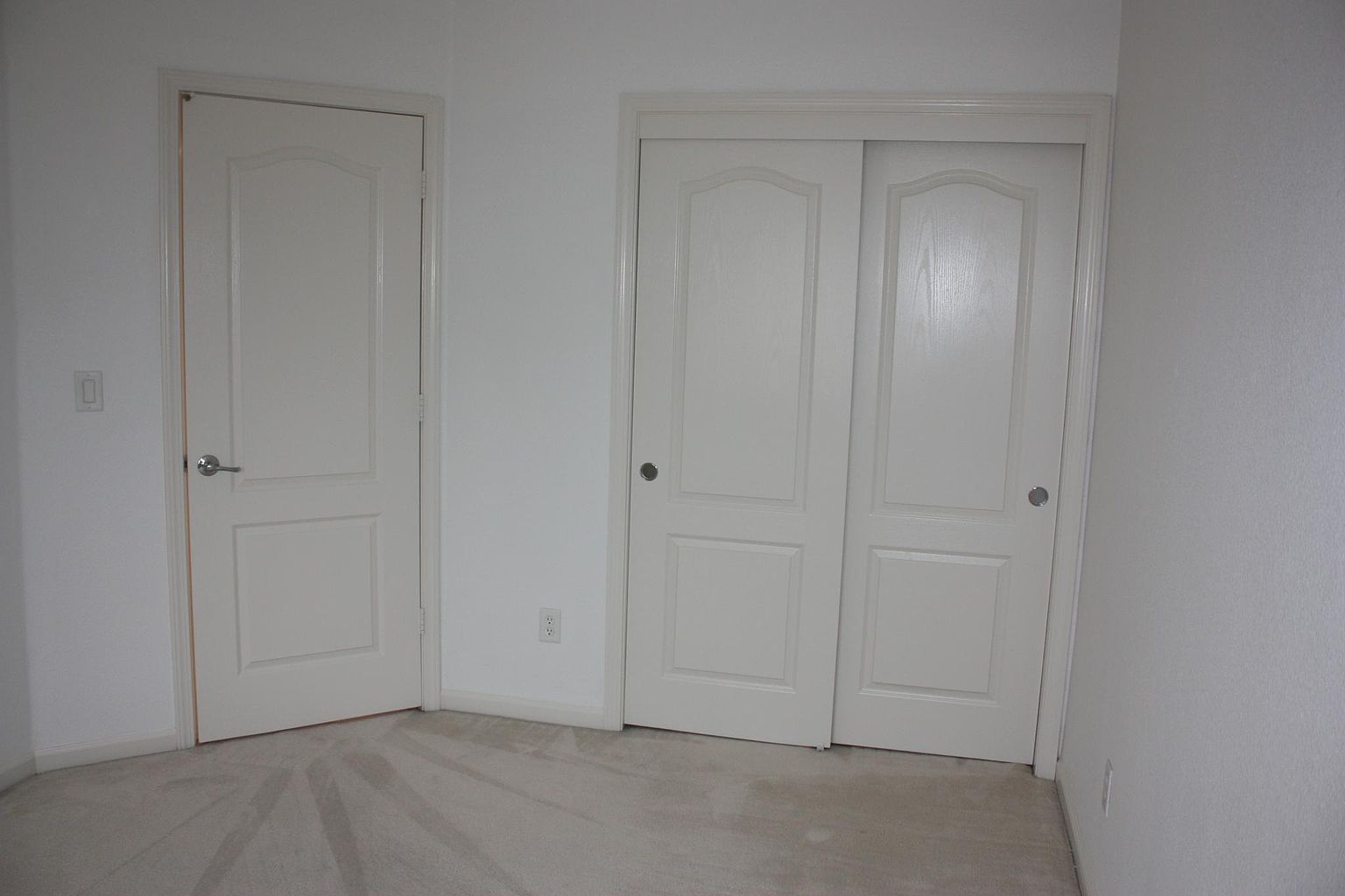 2171 Kingsbury Cir photo 5