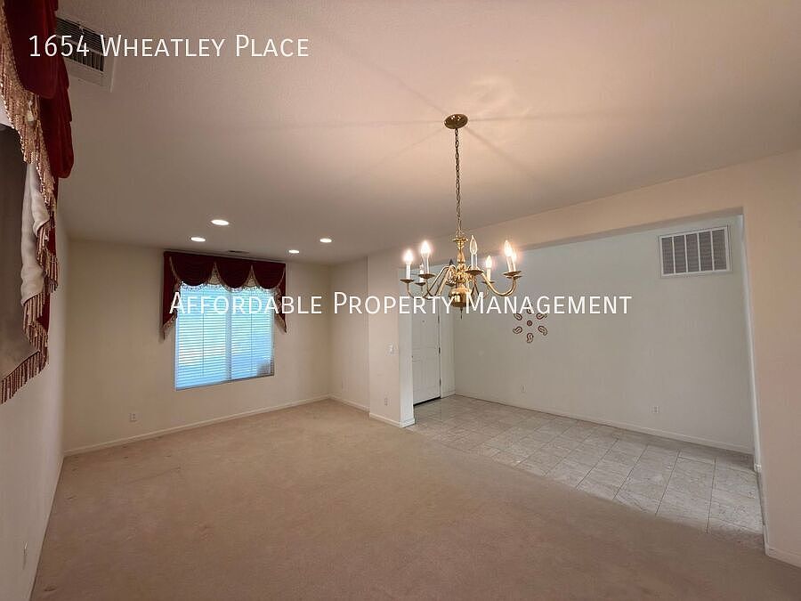 1654 Wheatley Pl San Jose, CA 95121 photo 5