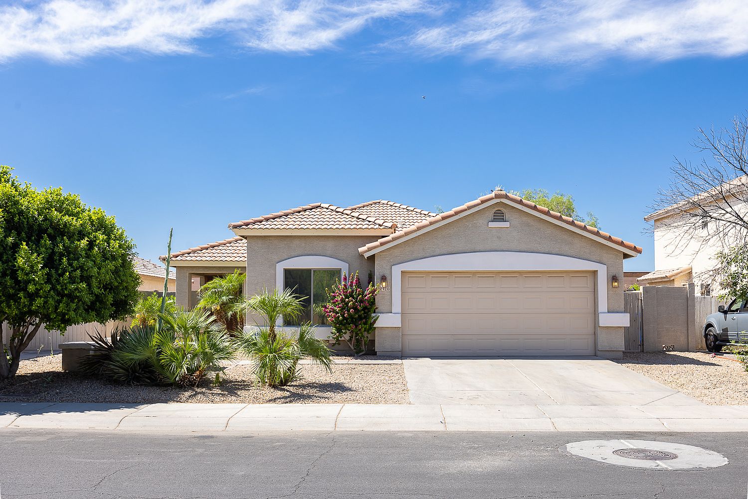 9233 West Mackenzie Drive photo 2