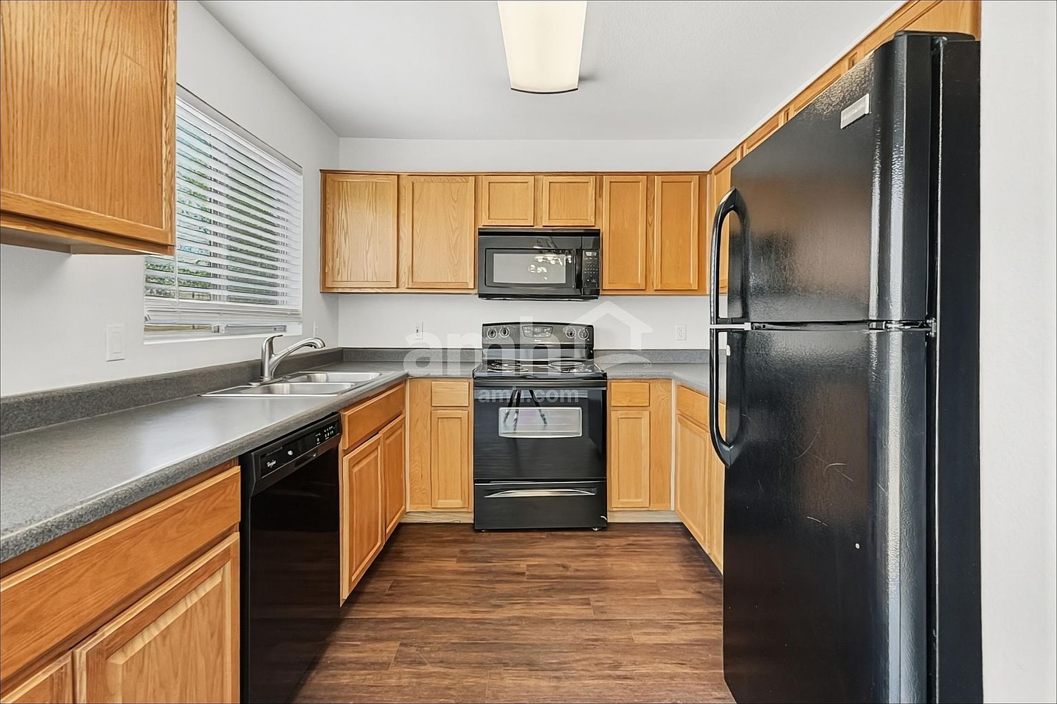 6217 W Warner St Phoenix, AZ 85043 photo 4