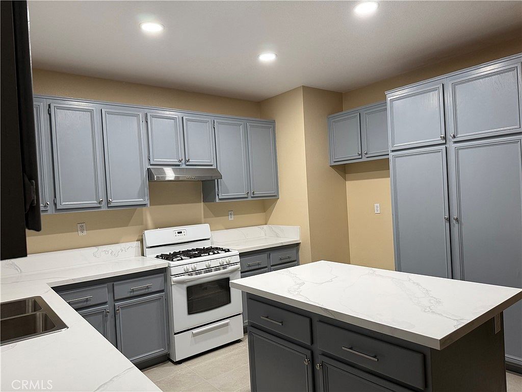 42171 Orange Blossom Dr photo 4