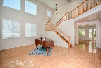 45256 Chateau Ct photo 4