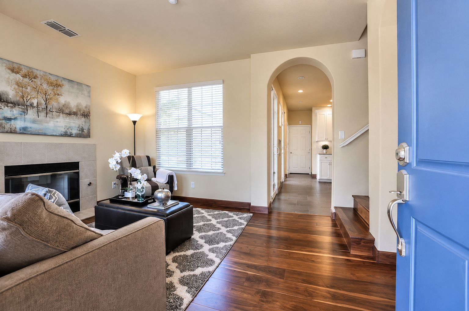 1024 Wayne Way photo 3