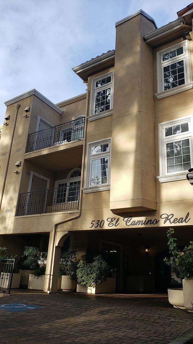530 El Camino Real photo 2