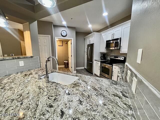 11500 E Cochise Dr photo 5