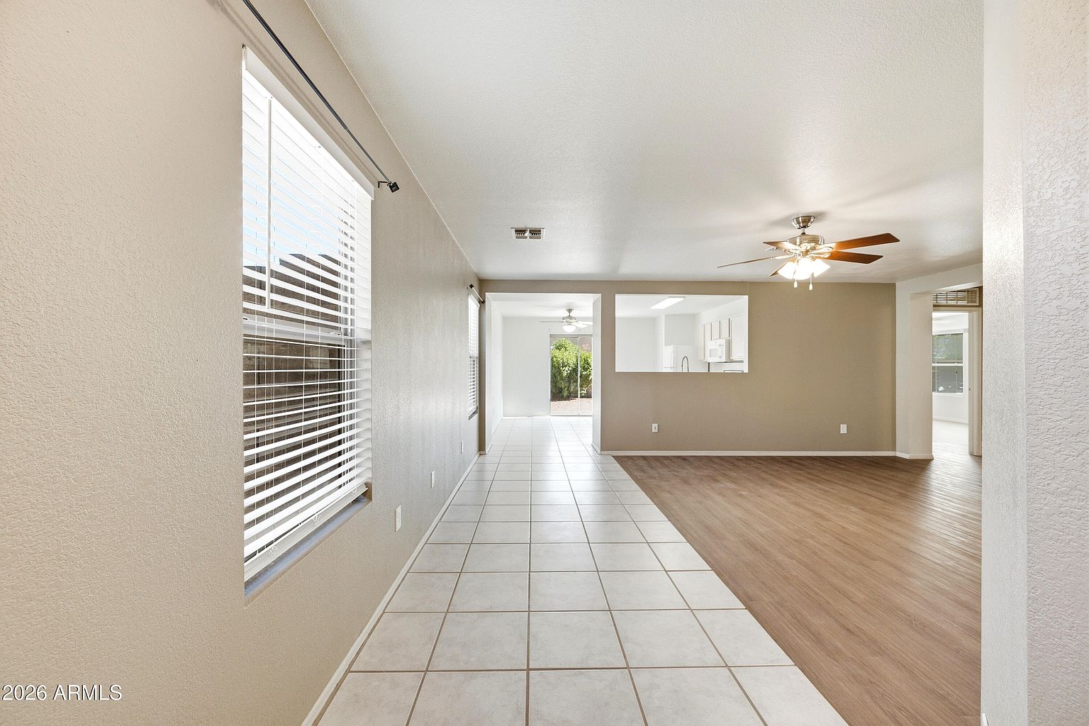 3057 W Lucia Dr photo 2