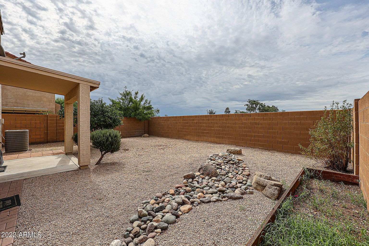 3039 W Los Gatos Dr photo 4