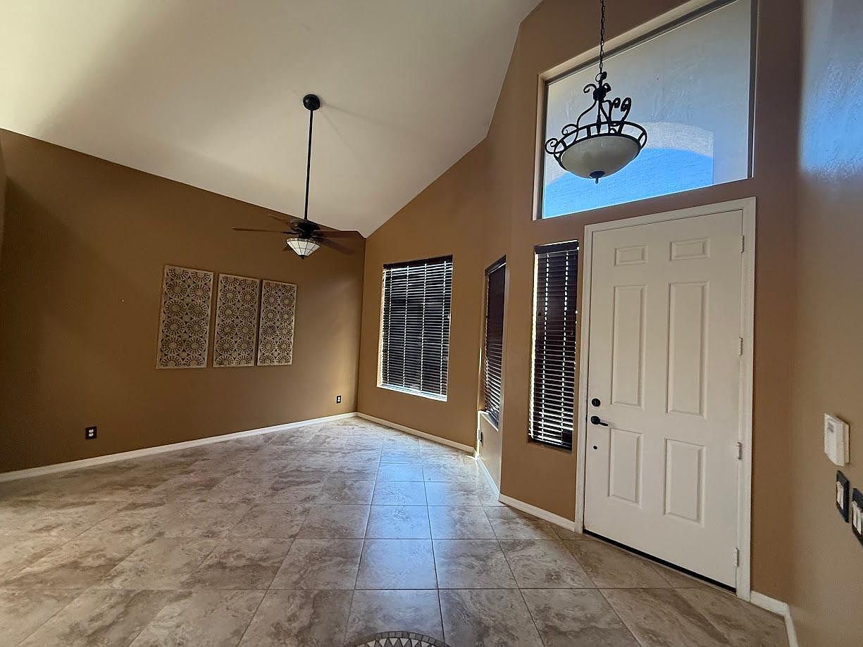 6602 W Molly Ln Phoenix, AZ 85083 photo 4